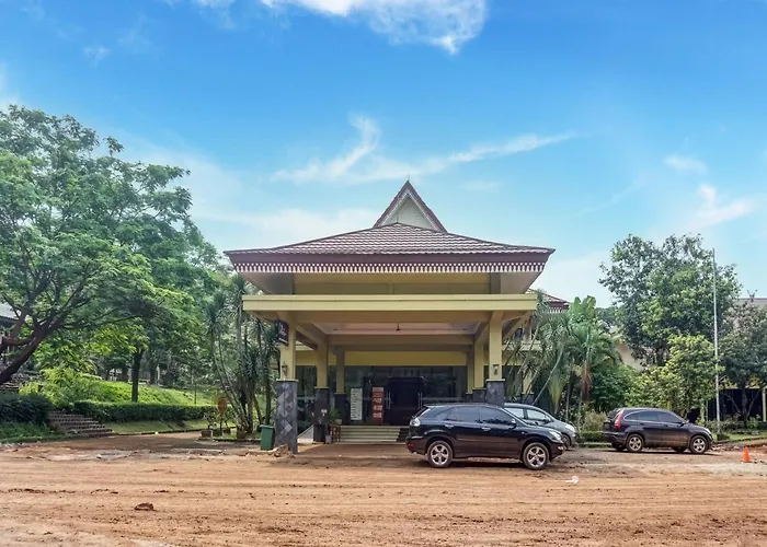 Collection O 91071 Hotel Desa Wisata Tmii Jakarta